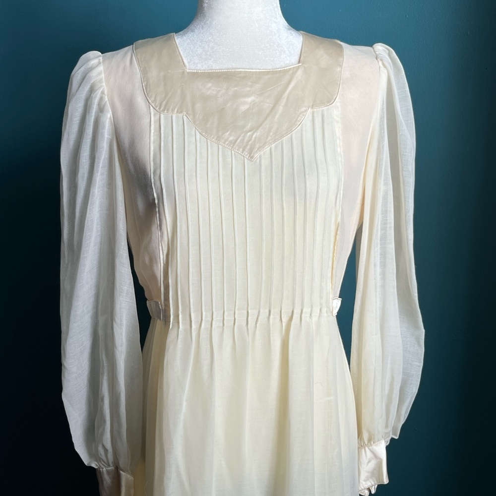 Rare XL Vintage Wedding Dress 1960s